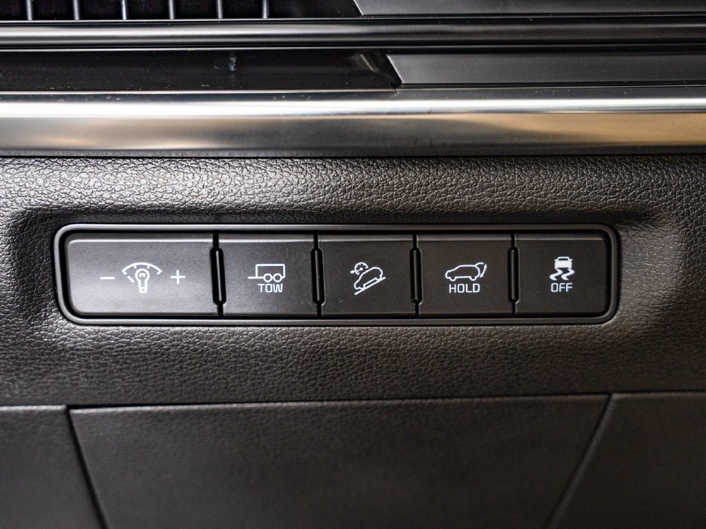 Used 2023 Wolf Gray Kia SX-Prestige X-Line image 27