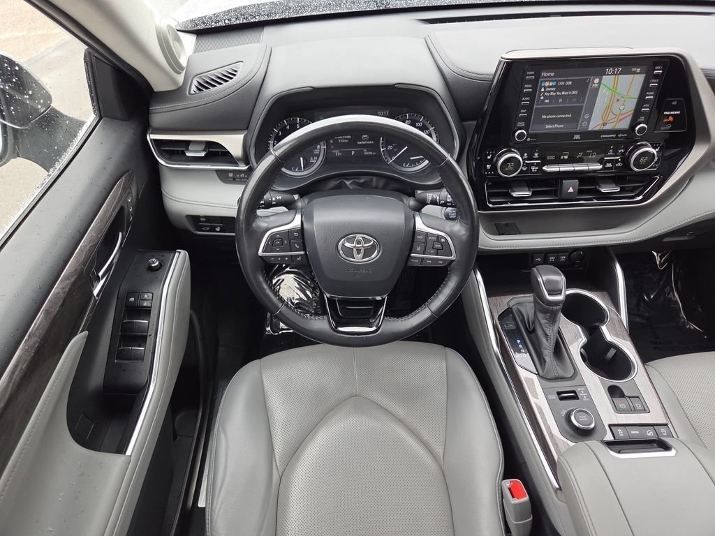 Certified Used 2020 Celestial Silver Metallic Toyota Limited image 5