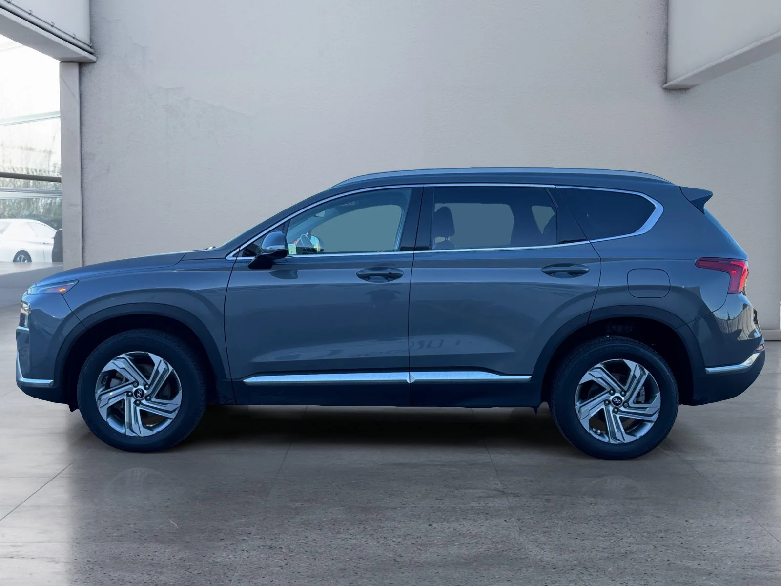 Used 2021 Gray Hyundai Preferred image 2