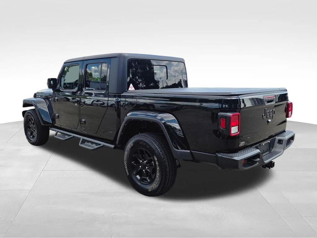 Used 2022 Black Jeep Willys image 5