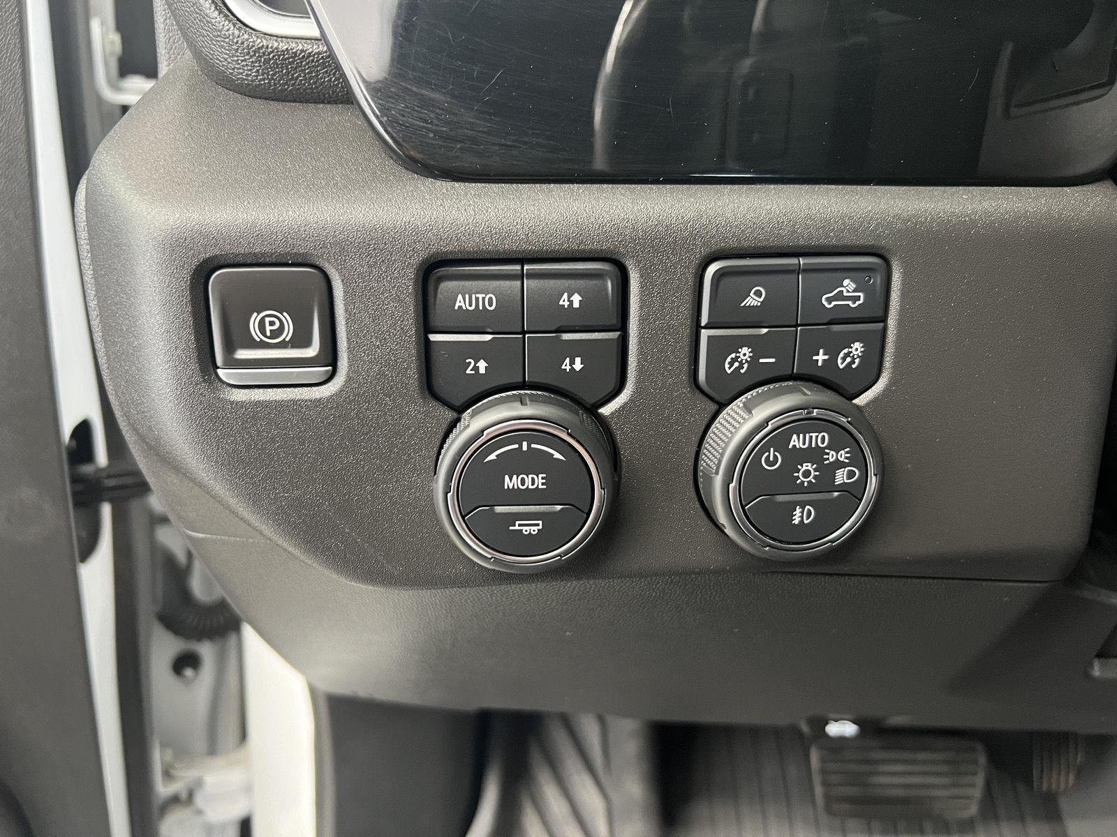 2022 Chevrolet Silverado 1500 RST - Photo 15