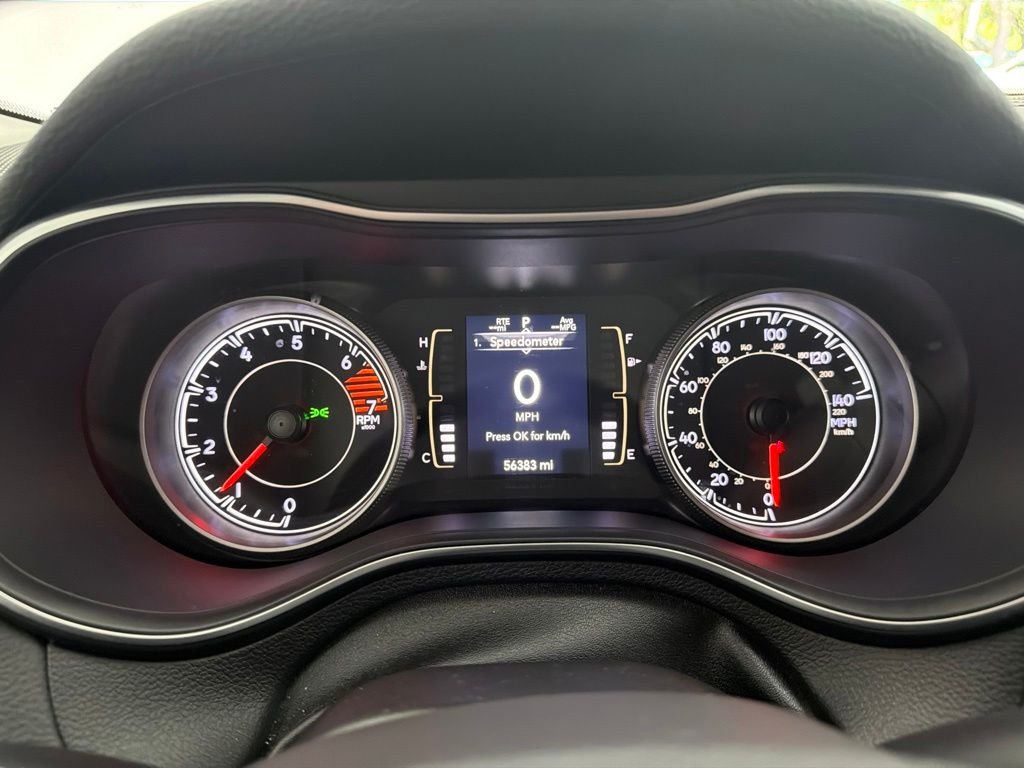 Used 2020 White Jeep Latitude image 32