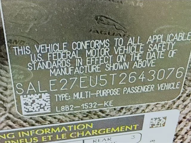 New 2026 Santorini Black Metallic Land Rover X-Dynamic SE image 34