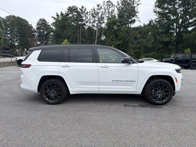 New 2026 White/off-white Jeep Summit image 9