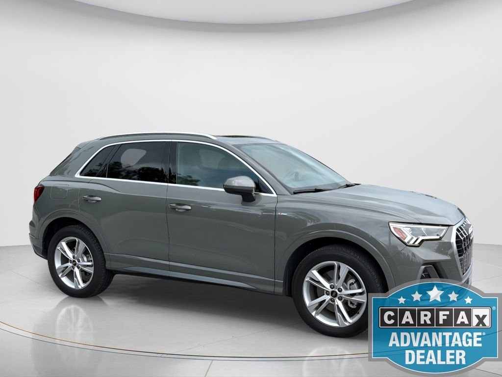 Used 2024 Gray Audi Premium Plus image 4