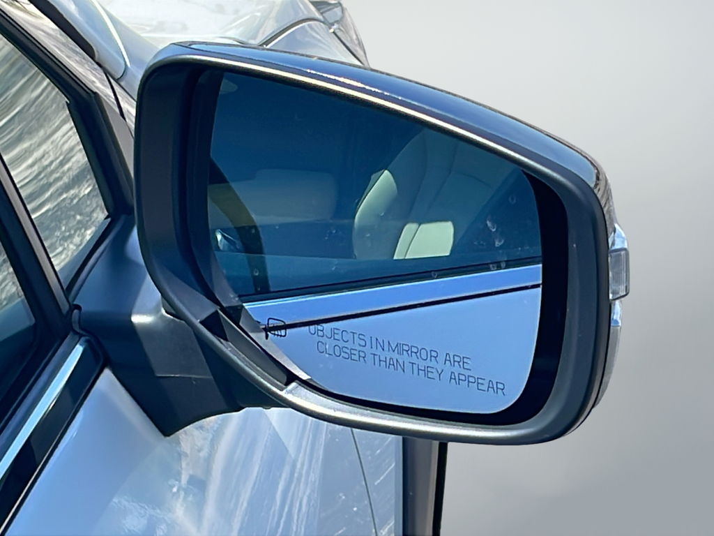 Used 2023 White Subaru Limited image 39