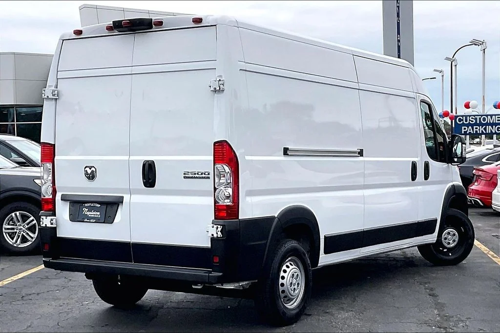 Used 2025 White Ram High Roof image 12