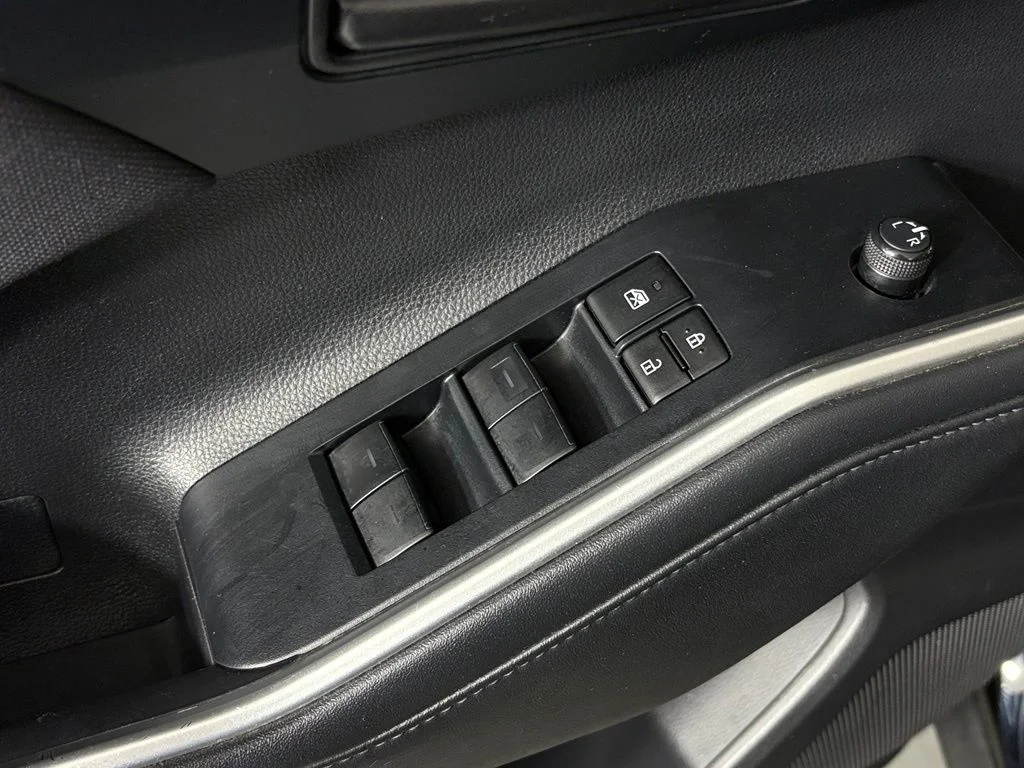 Used 2023 Black Toyota L image 15