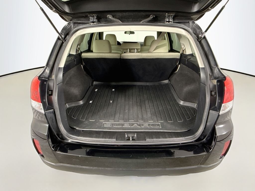 Used 2012 Black Subaru 2.5i Premium image 24