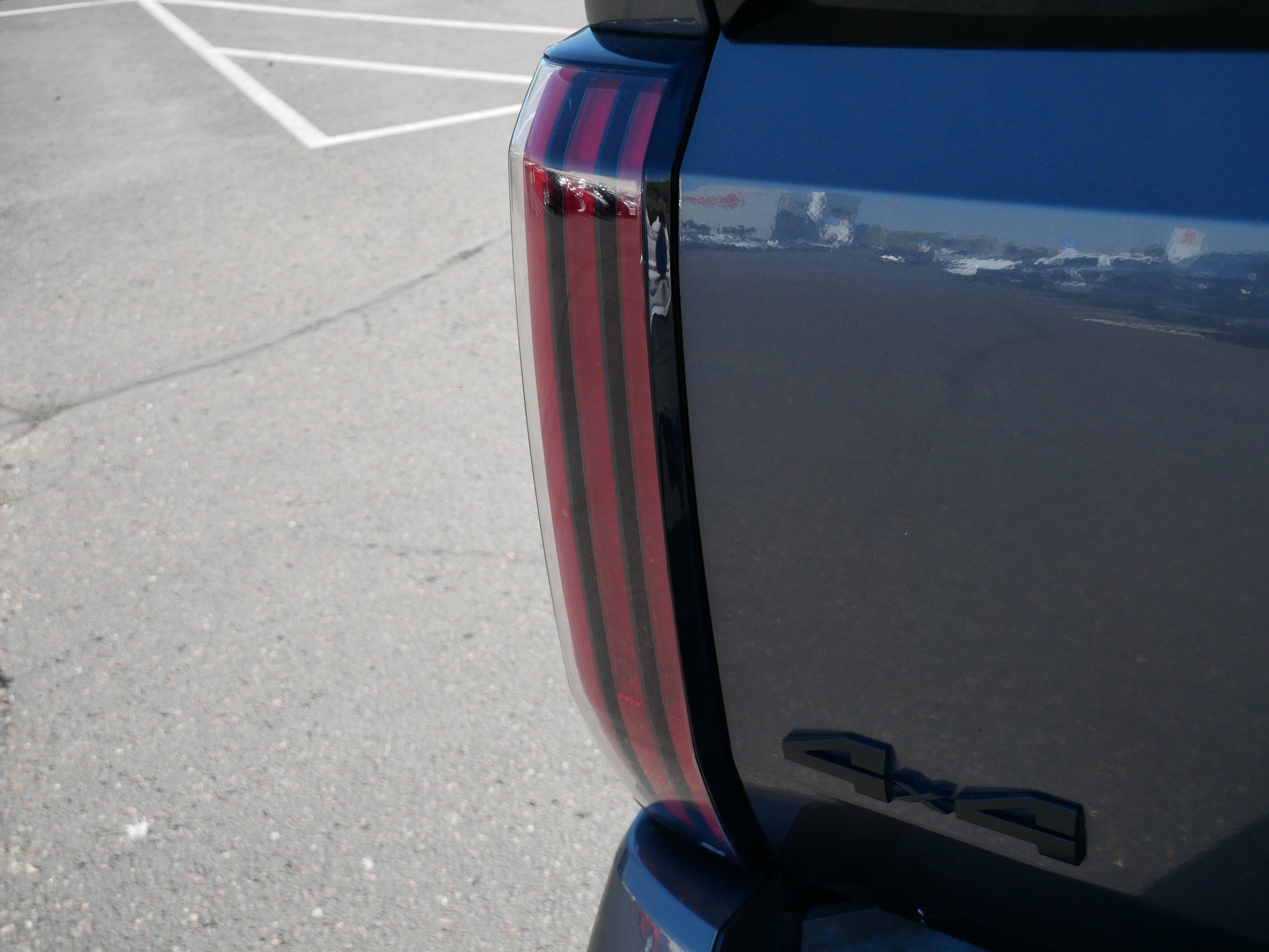 Used 2023 MAGNETIC GRAY MET Toyota Platinum image 17