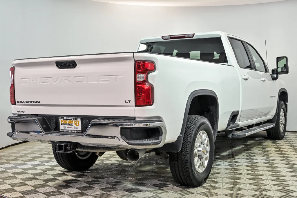 2024 Chevrolet Silverado 3500HD LT - Photo 8