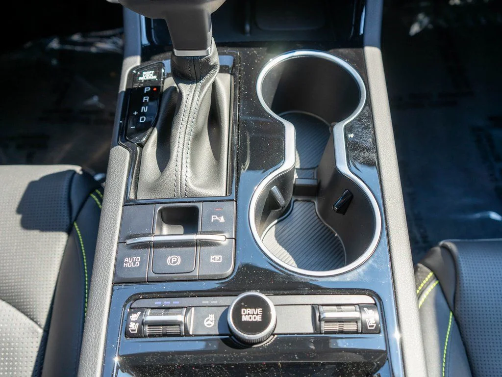 New 2026 Wolf Gray Kia GT image 25