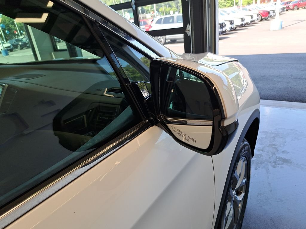 Used 2020 White Honda RTL-E image 32