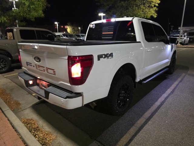 Used 2024 Oxford White Ford XLT image 5