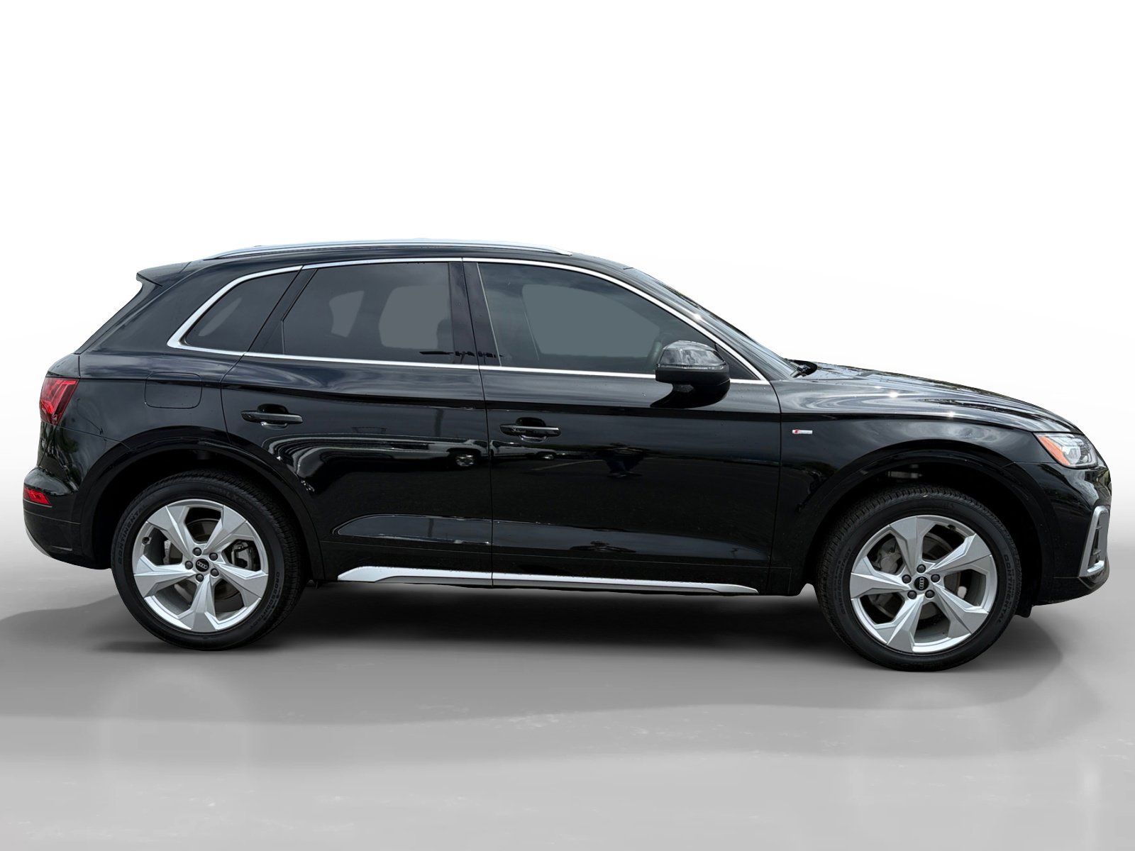 Used 2023 Black Metallic Audi 45 S line Premium image 6