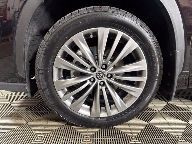Used 2020 Brown Toyota Platinum image 10