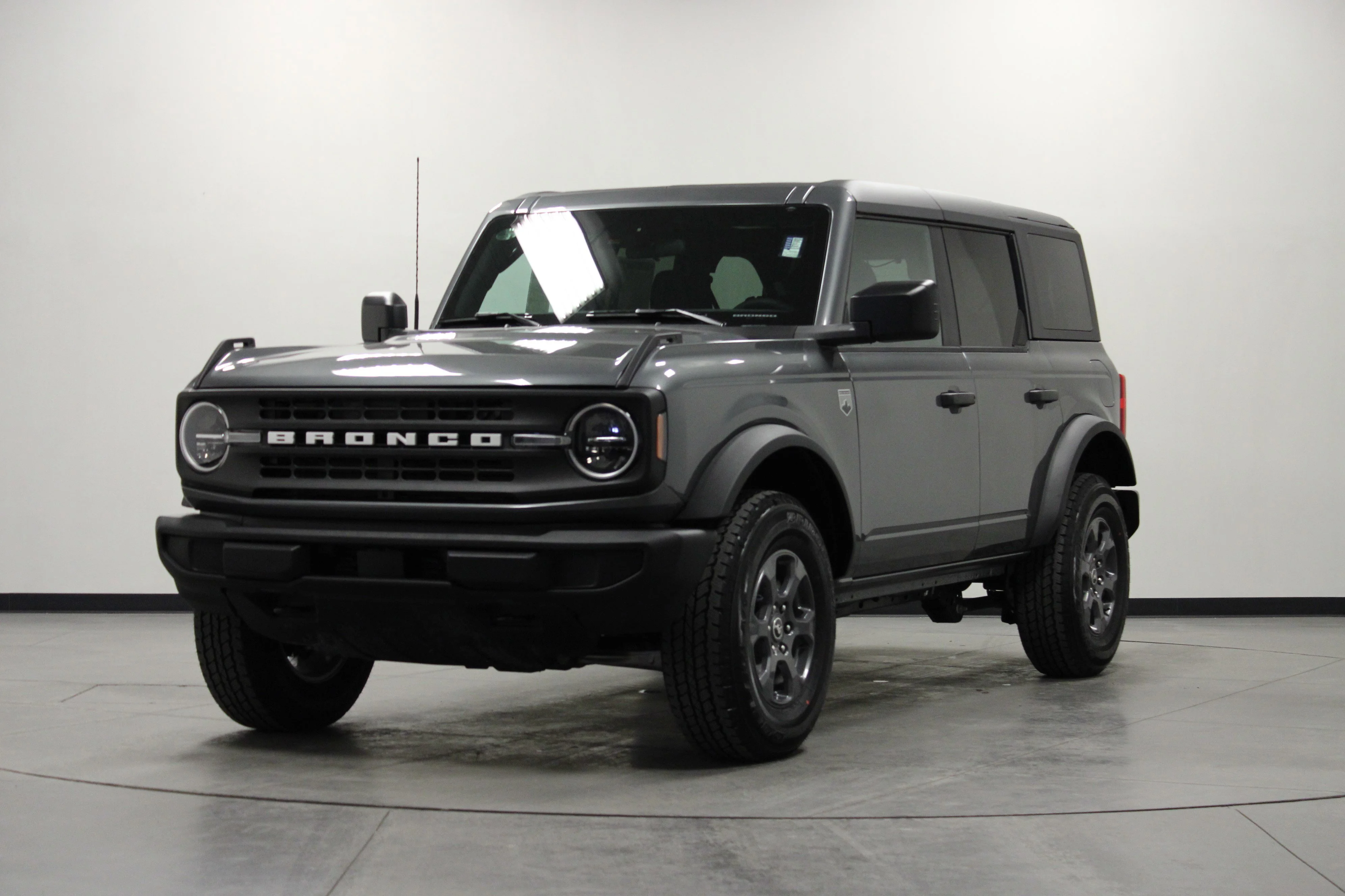 New 2026 Carbonized Gray Metallic Ford Big Bend® image 8