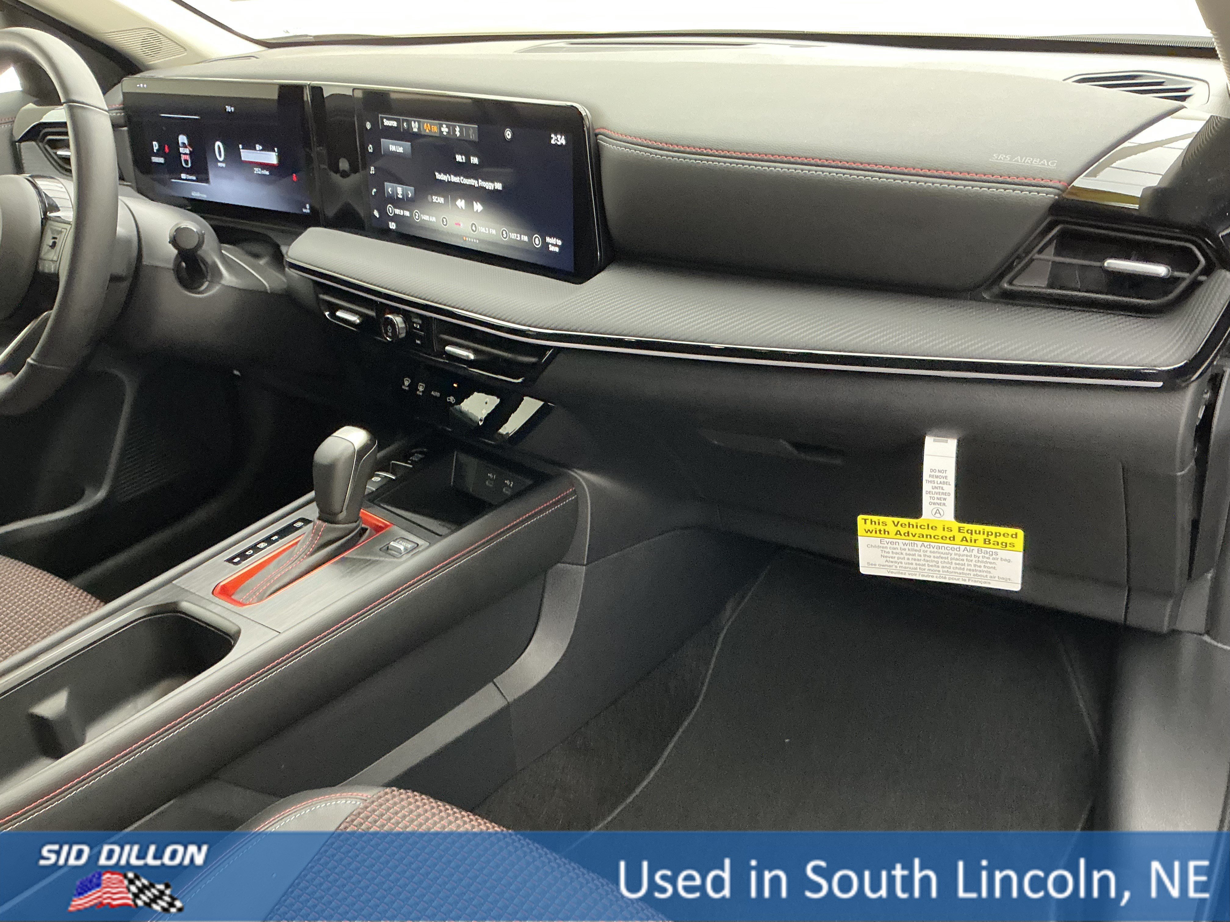 Used 2025 Super Black Nissan SR image 23