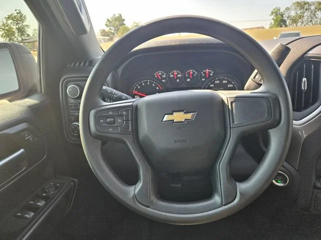 Used 2025 Black Chevrolet Custom image 14
