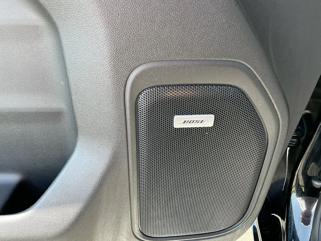 Used 2022 Black Chevrolet High Country image 25