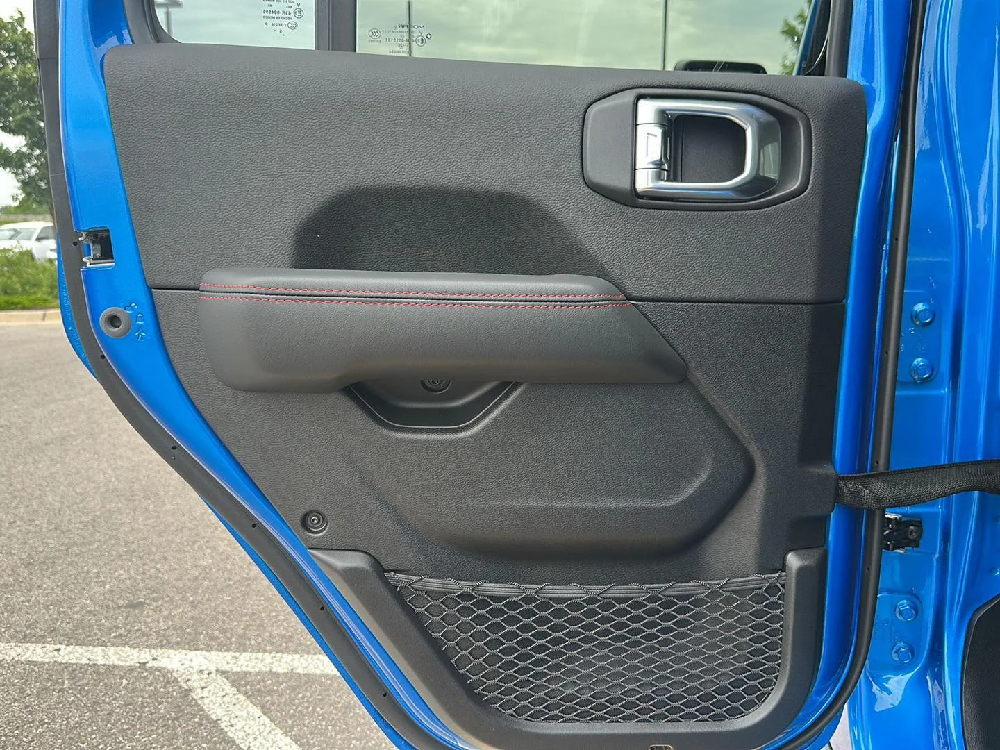 New 2026 Hydro Blue Pearlcoat Jeep Rubicon image 28
