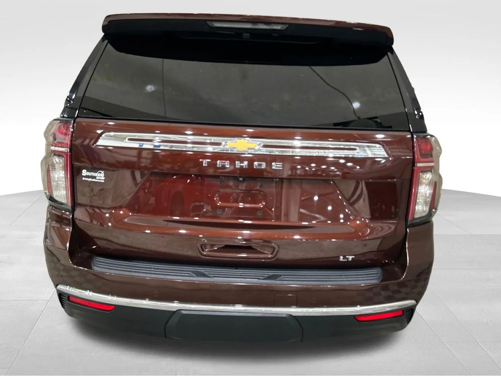 Used 2022 Orange Chevrolet LT image 4