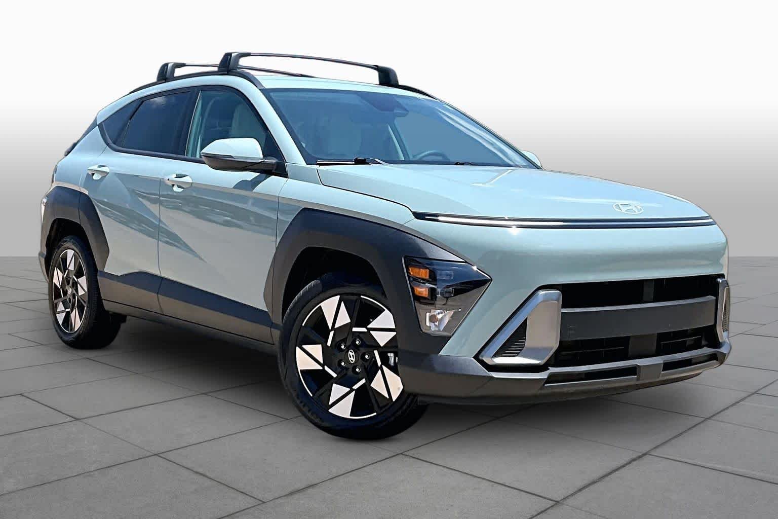 Used 2025 Mirage Green Hyundai SEL image 3