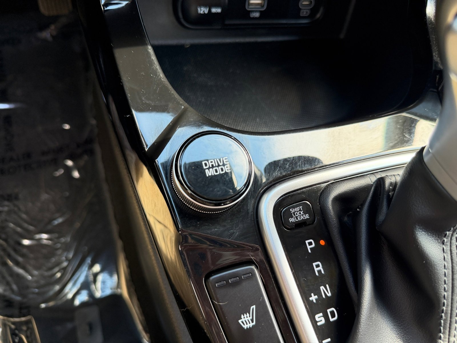 Certified Used 2024 Gravity Gray Kia X-Line image 24