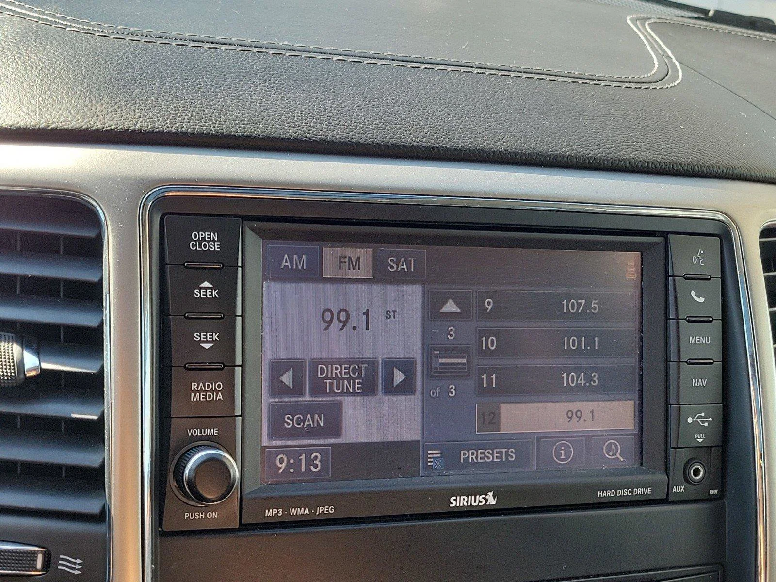 Used 2013 Brilliant Black Crystal Pearl Jeep Overland image 20