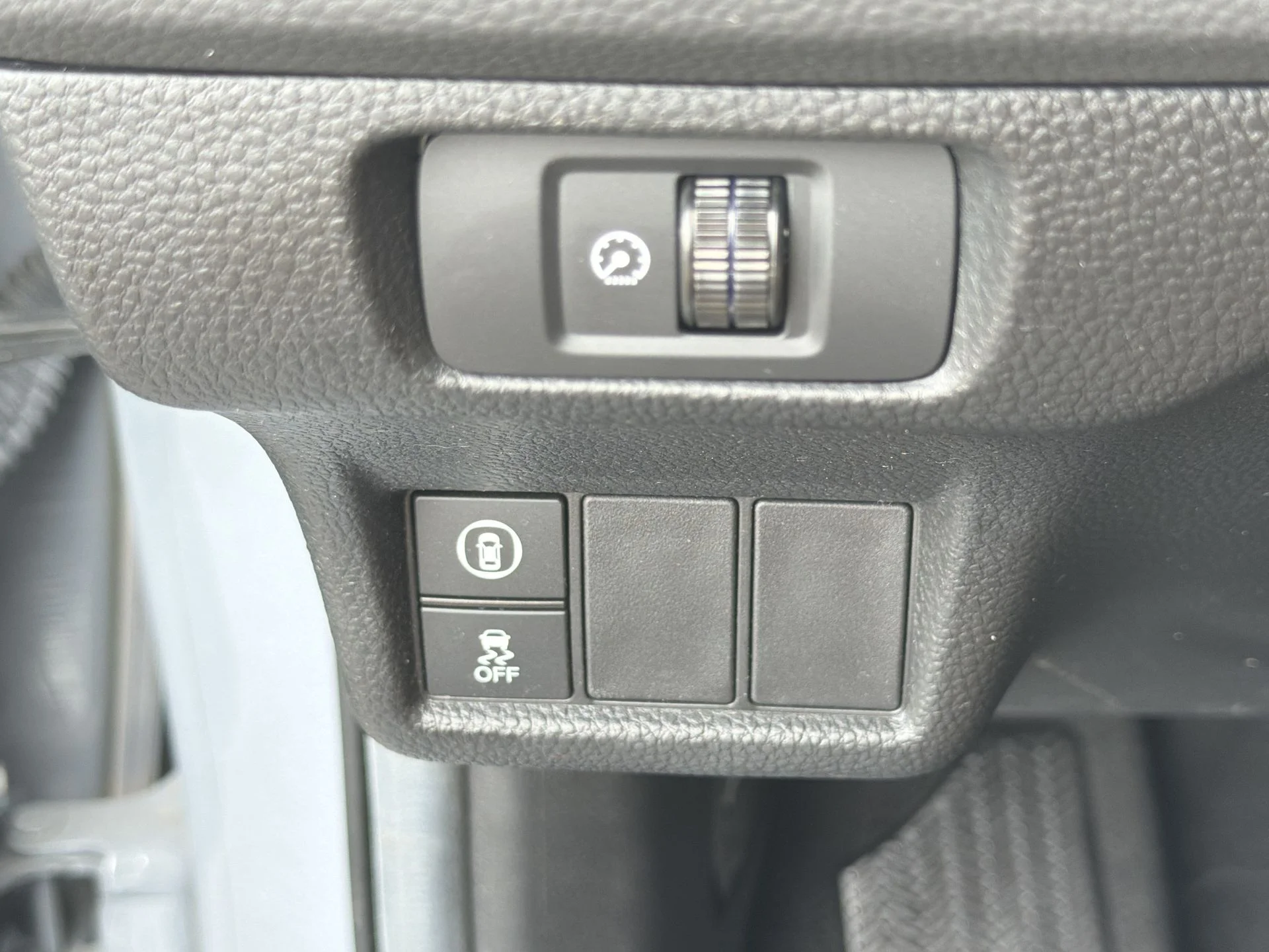 Certified Used 2024 Morning Mist Metallic Honda EX image 16