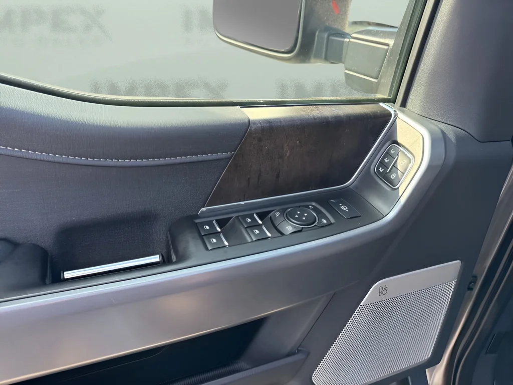 Used 2024 Gray Ford Lariat image 26