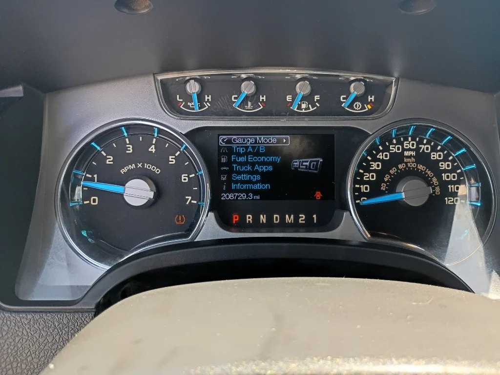 Used 2013 Tuxedo Black Metallic Ford Platinum image 34