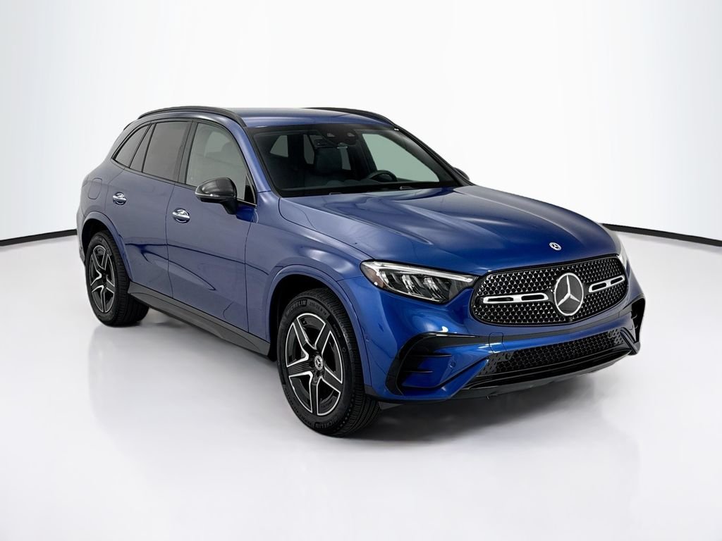 Used 2026 Starling Blue Metallic Mercedes-Benz GLC 300 image 3
