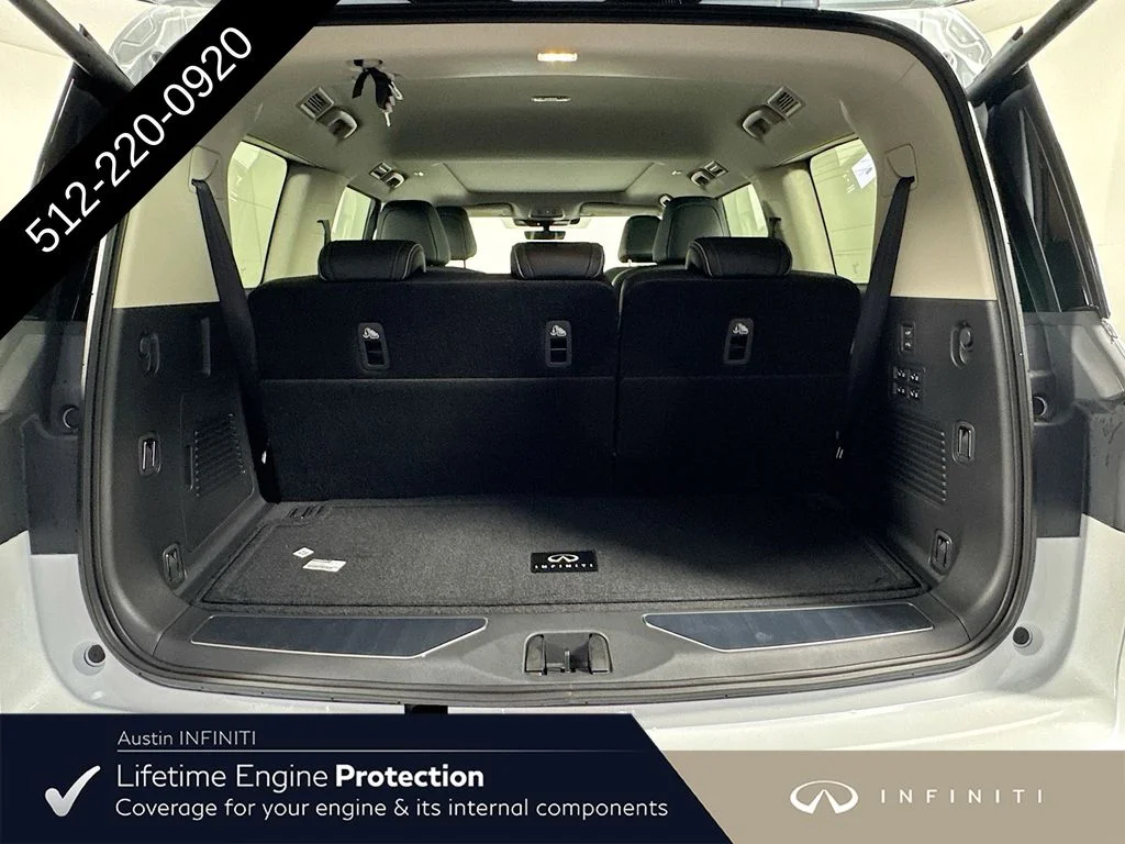 New 2027 RADIANT WHITE INFINITI LUXE image 34