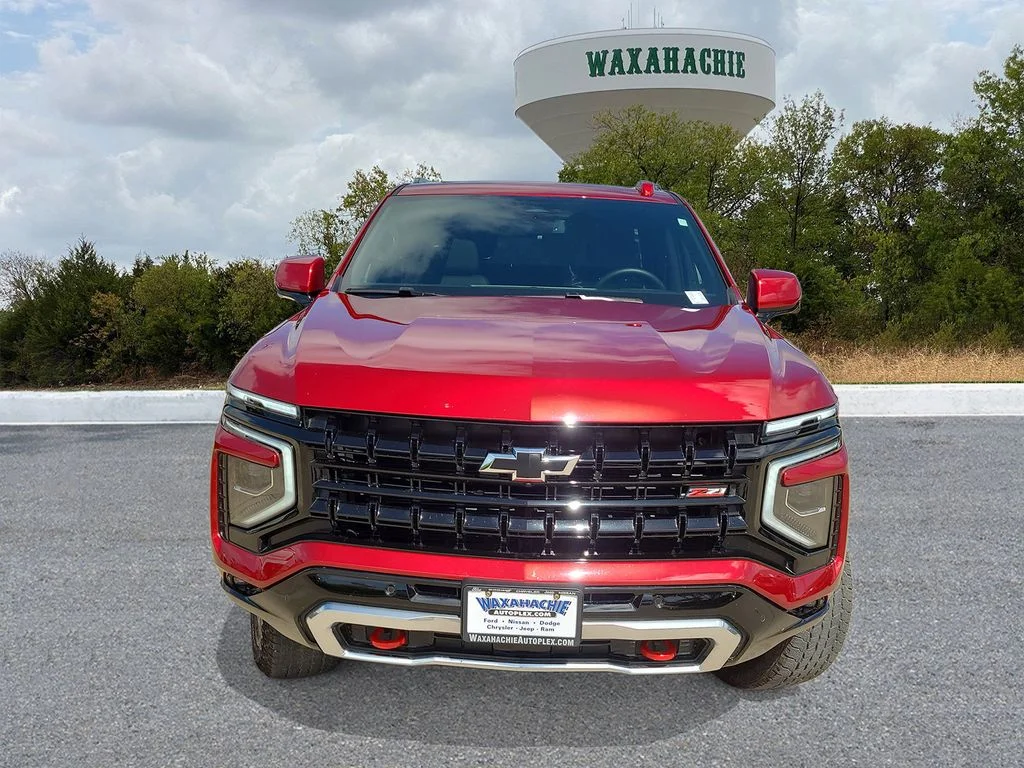 Used 2025 Red Chevrolet Z71 image 2