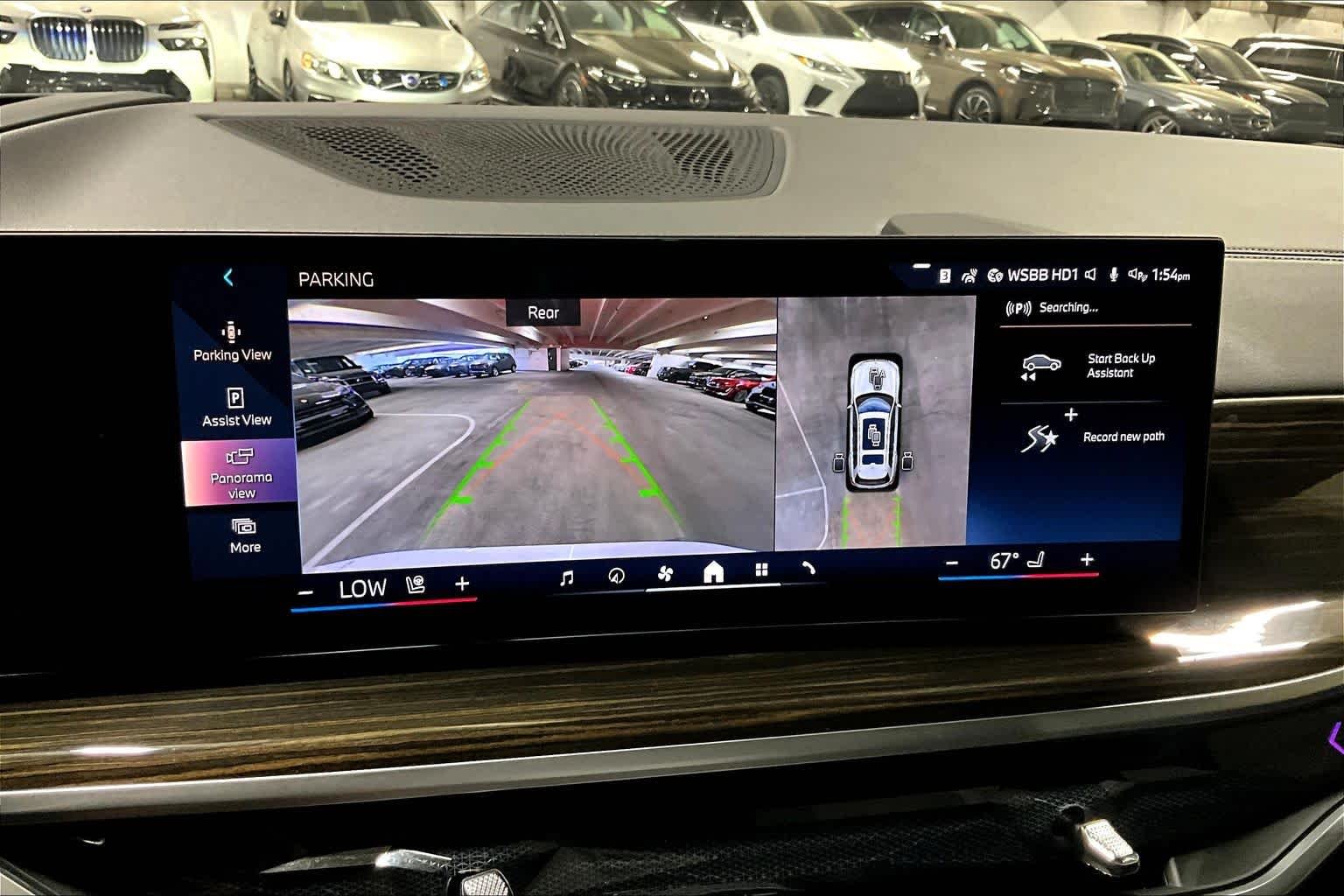 Used 2024 Mineral White Metallic BMW xDrive40i image 25