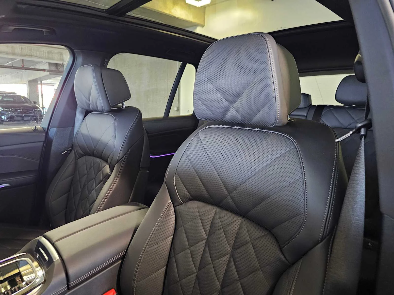 Certified Used 2026 Skyscraper Grey Metallic BMW xDrive40i image 23