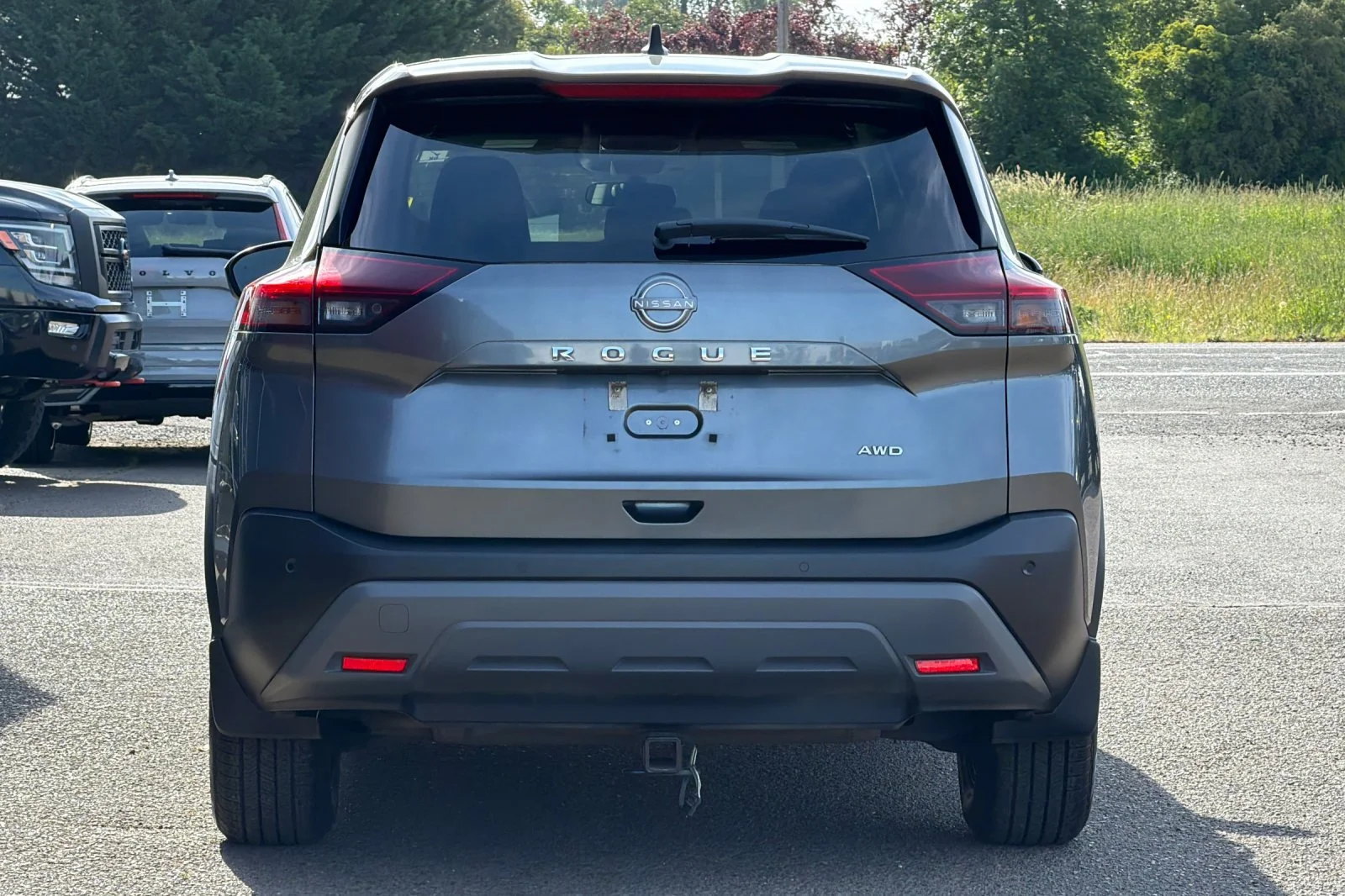 Used 2023 Gun Metallic Nissan S image 5