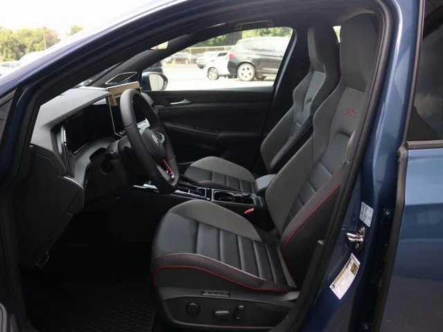 2025 Volkswagen Golf GTI Autobahn - Photo 6
