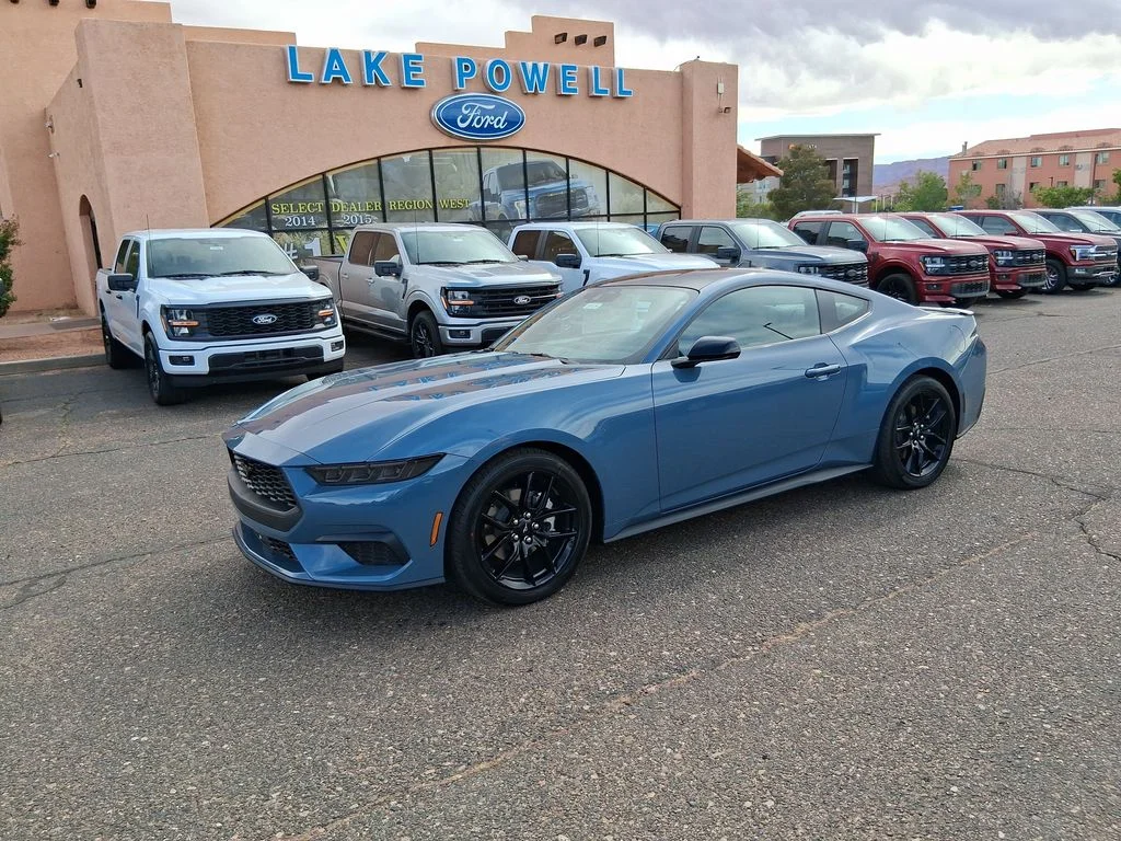 2026 Ford Mustang EcoBoost Fastback's photo