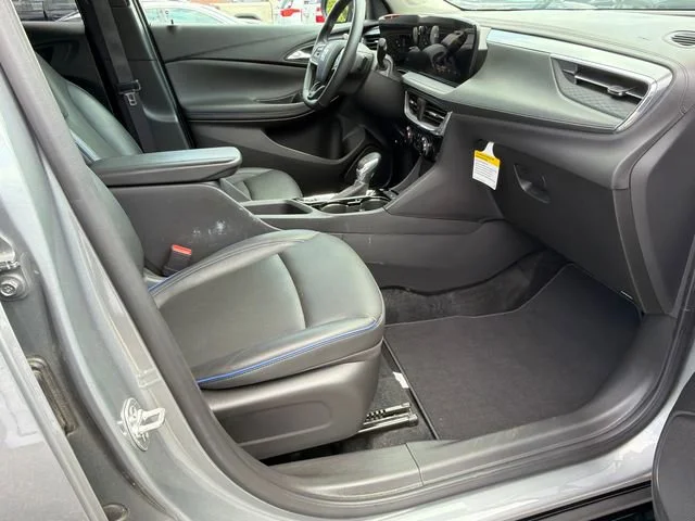 Used 2025 Moonstone Gray Metallic Buick Sport Touring image 13