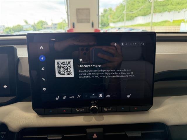 Certified Used 2026 WIND CHILL PEARL* Toyota  image 14