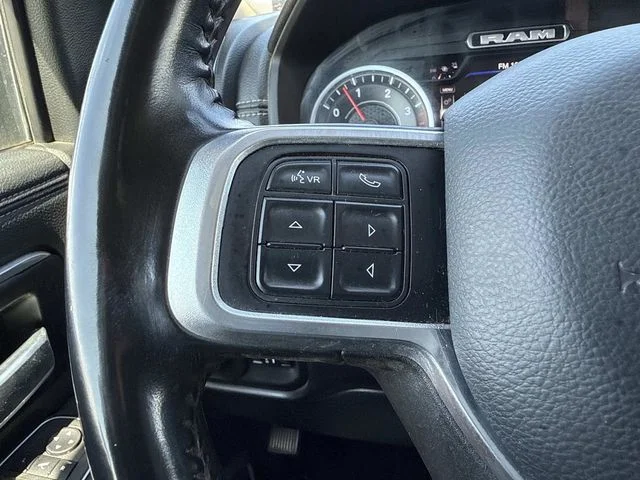 Used 2022 Black Ram Laramie image 27