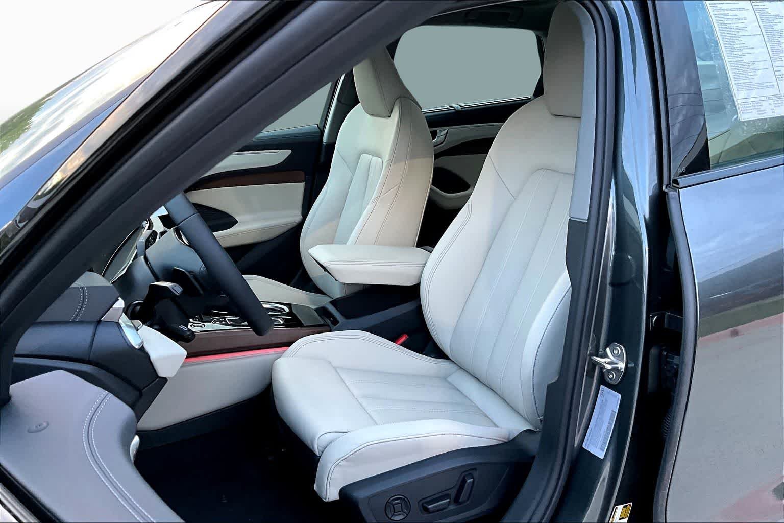 Certified Used 2026 Daytona Gray Pearl Effect Audi Premium Plus image 9