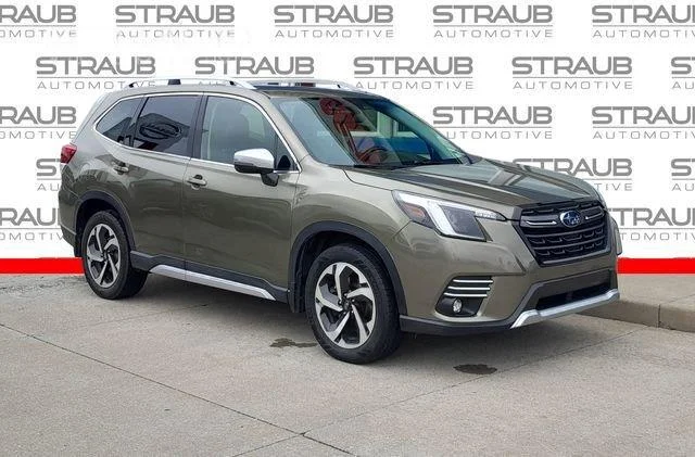 Used 2023  SUBARU  image 1