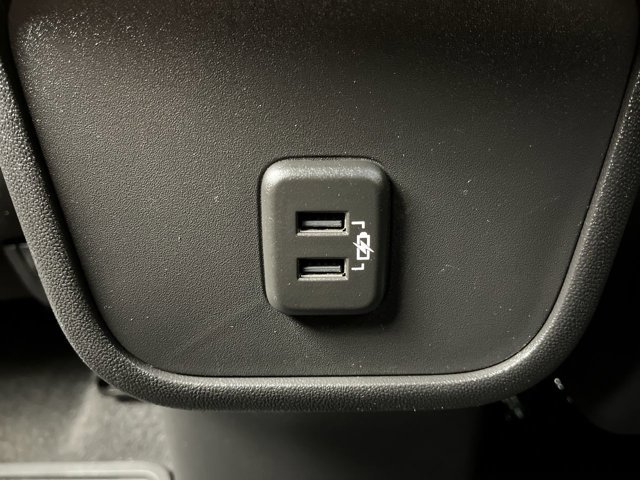 Used 2020 Midnight Blue Metallic Chevrolet LT image 11