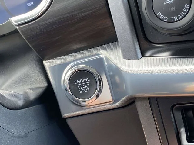 New 2026 Avalanche Ford Lariat image 14
