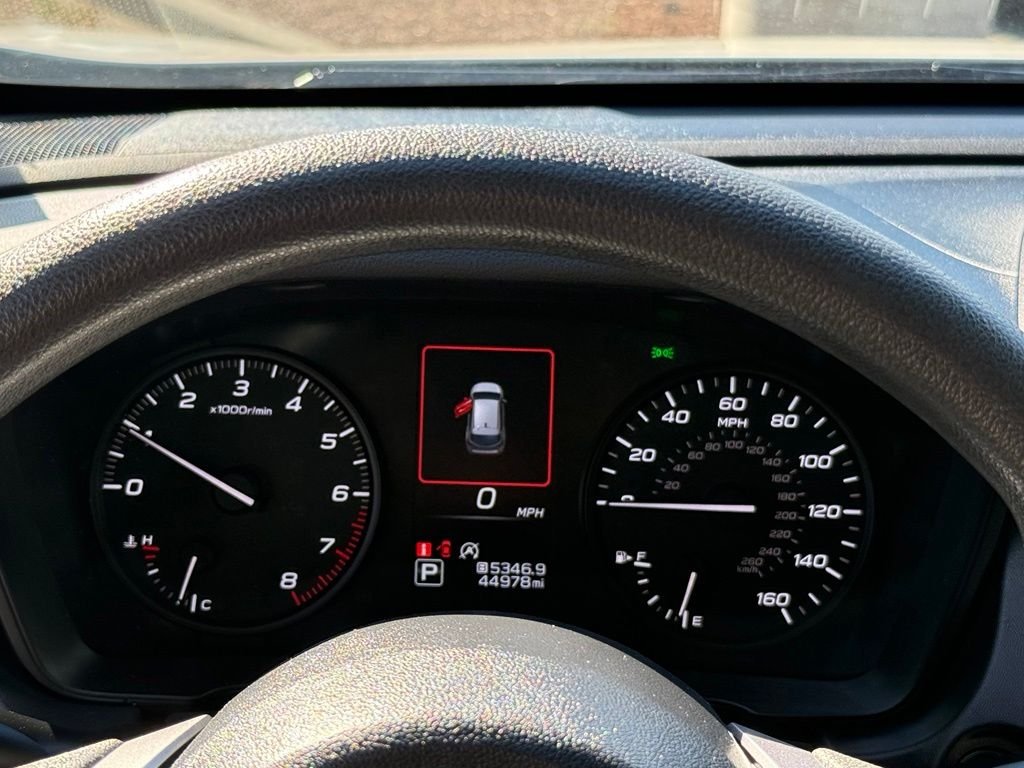Used 2024 White Subaru Base image 13