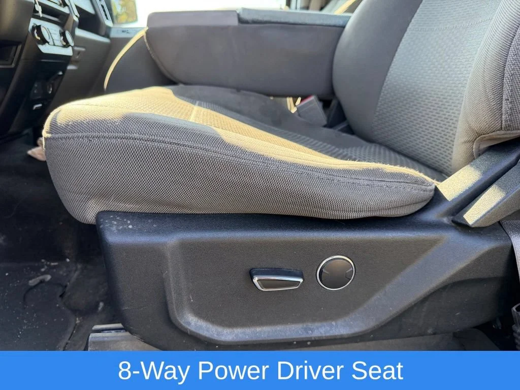Used 2018 Silver Ford XLT image 21