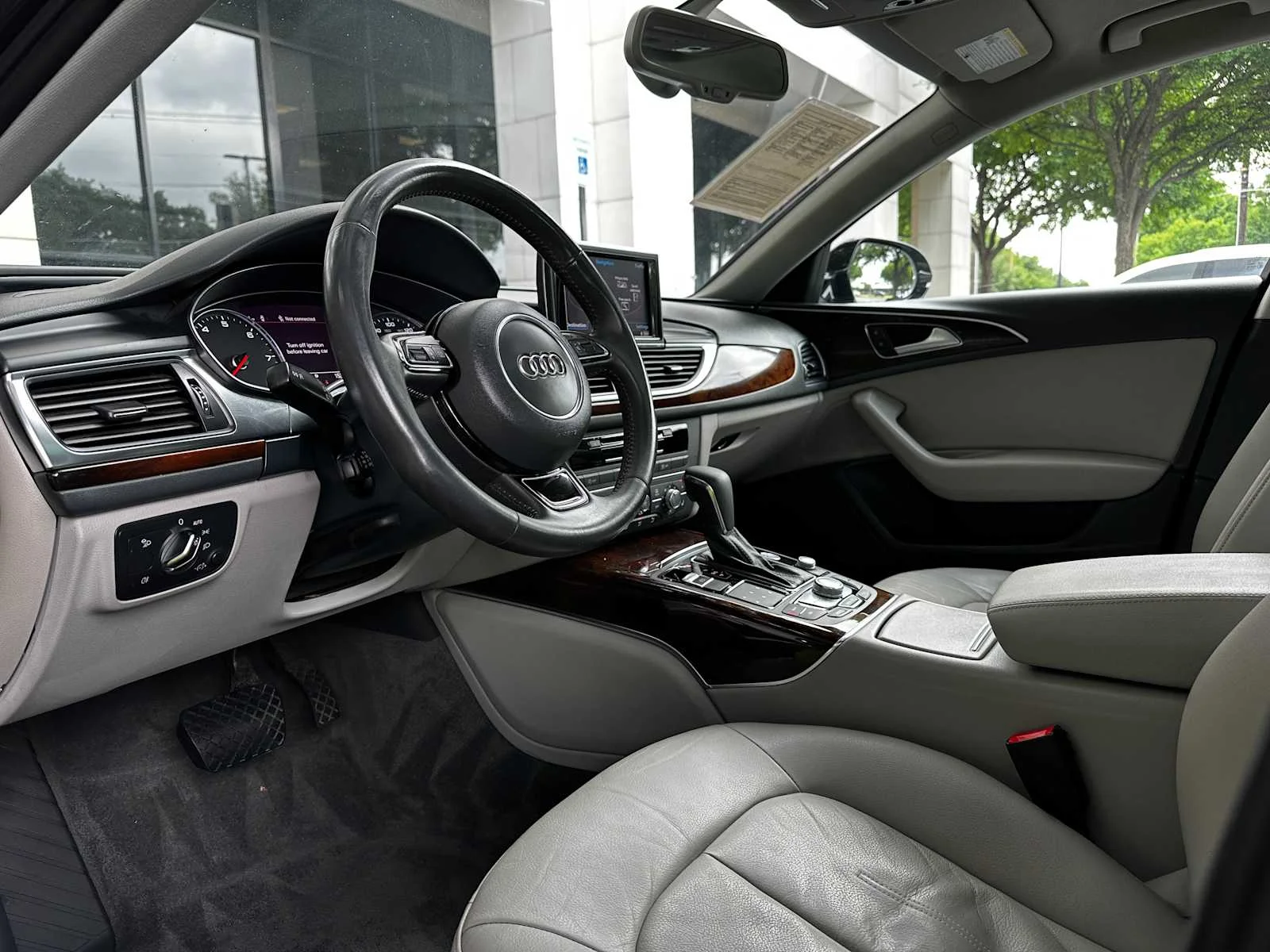 Used 2018  Audi Premium image 8